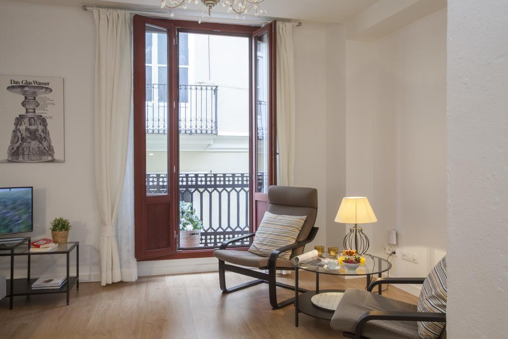 Singularstays Plaza Redonda Valencia Room photo