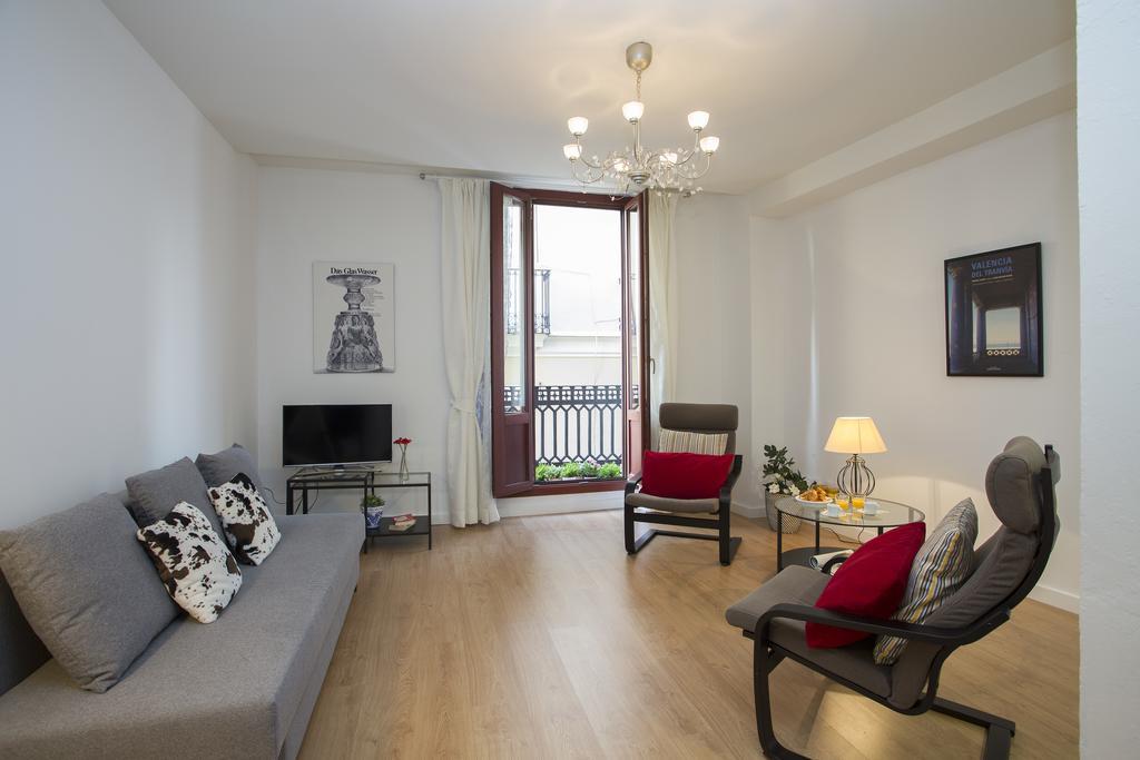 Singularstays Plaza Redonda Valencia Room photo