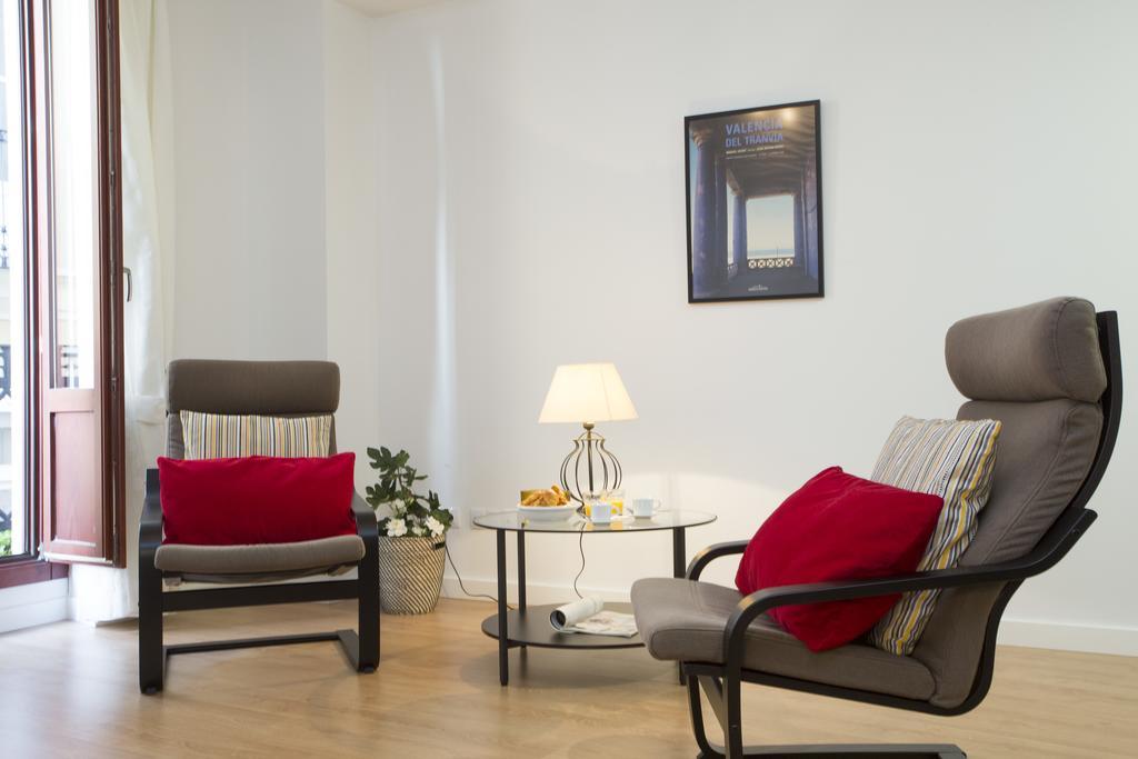 Singularstays Plaza Redonda Valencia Room photo